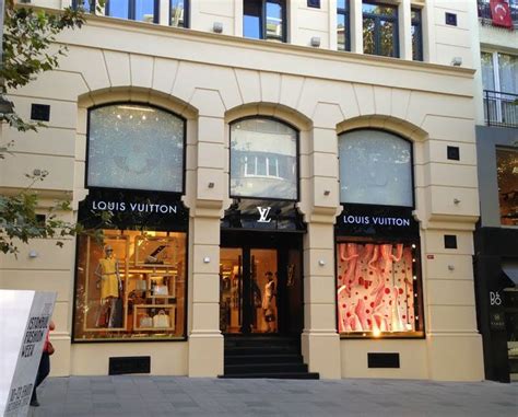 louis vuitton türkiye online satış|Louis Vuitton in istanbul.